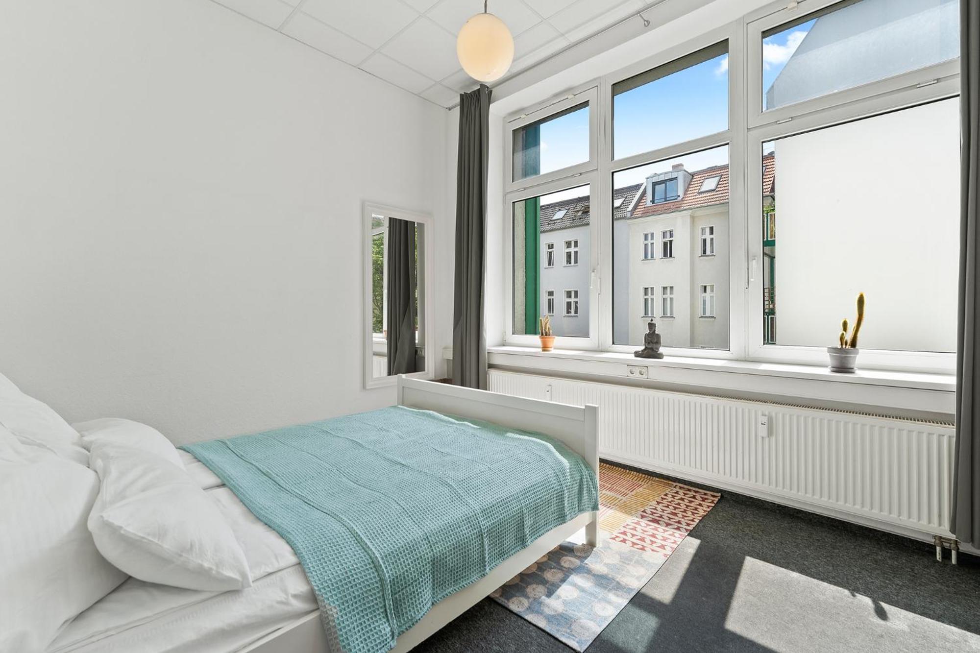33 Abcd Alexanderplatz Apartment *